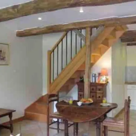 2 Beautiful Houses, Private Pool/ Spa. Perigord * Busserolles